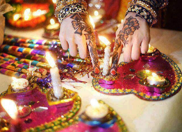 Asian Women Bridal Mehndi Designs For Weddings In 2015 5