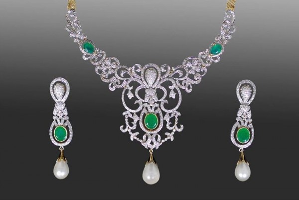 Elegant Diamond Jewellery Set Designs For 2015-16 Parites 10