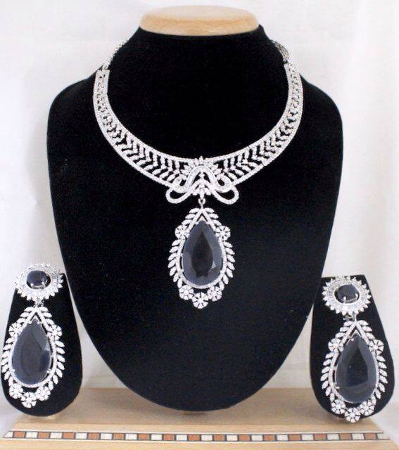 Elegant Diamond Jewellery Set Designs For 2015-16 Parites 7