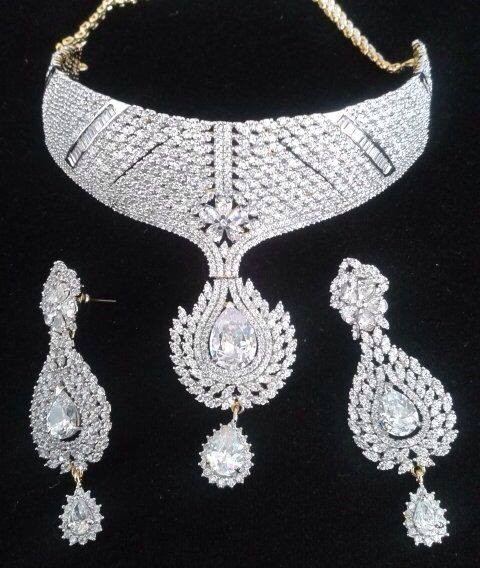 Elegant Diamond Jewellery Set Designs For 2015-16 Parites 8