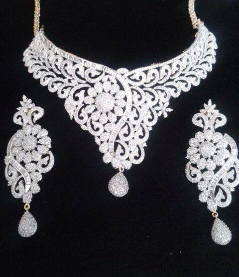 Elegant Diamond Jewellery Set Designs For 2015-16 Parites 9