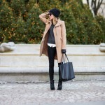 Layered Winter Outfits Women Should Wear 12