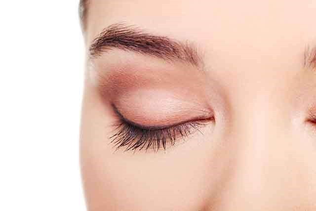 How to have thick eyelashes